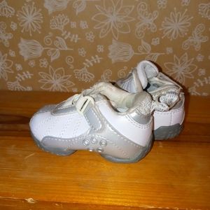 Baby tennis shoes